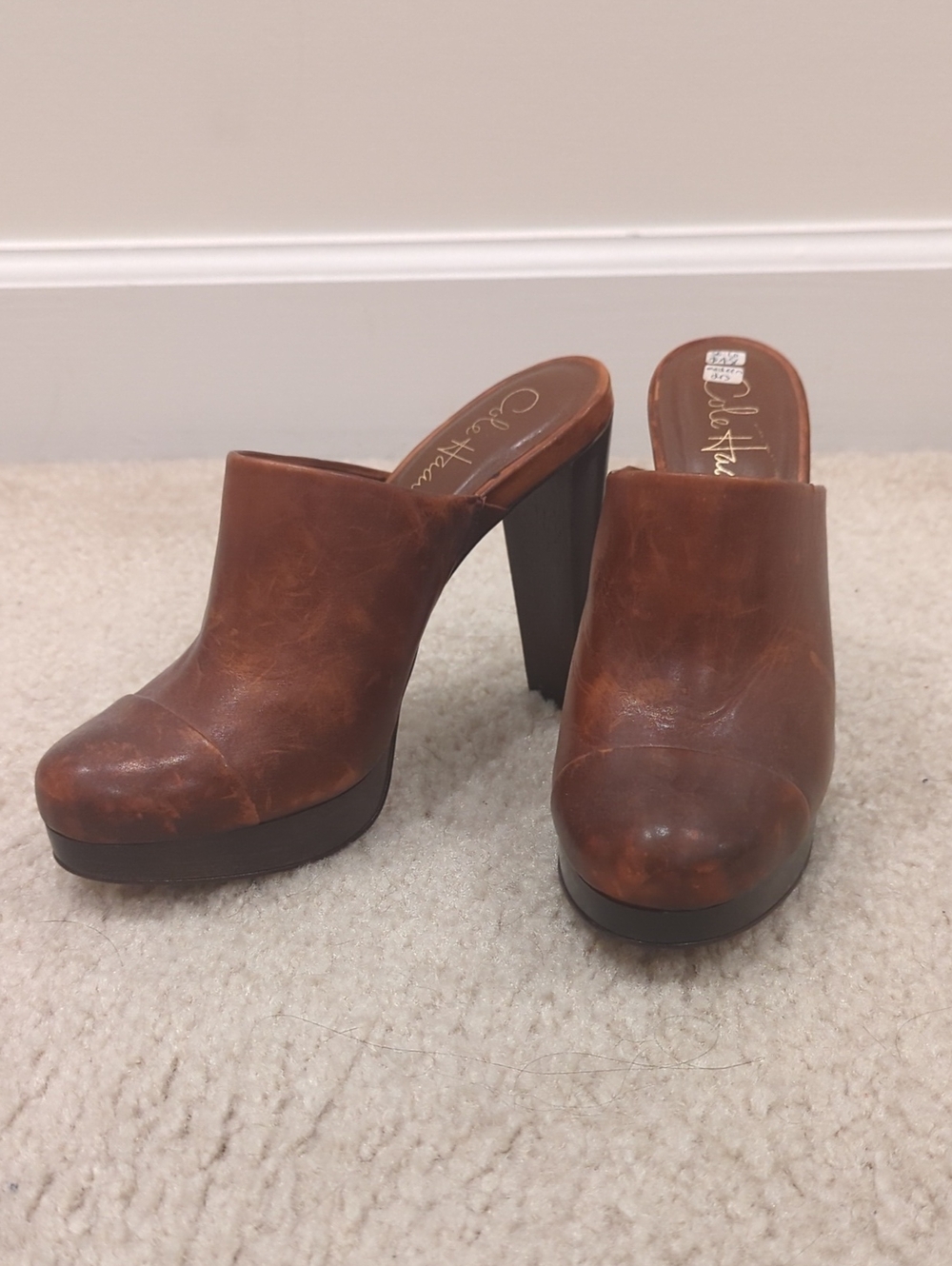 Cole Haan Vintage Special Thrift Store Find Cognac Brown Leather Platform Mules